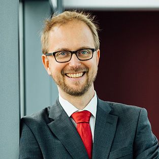 Björn Nowack - Managing Director & Co-Founder SensID